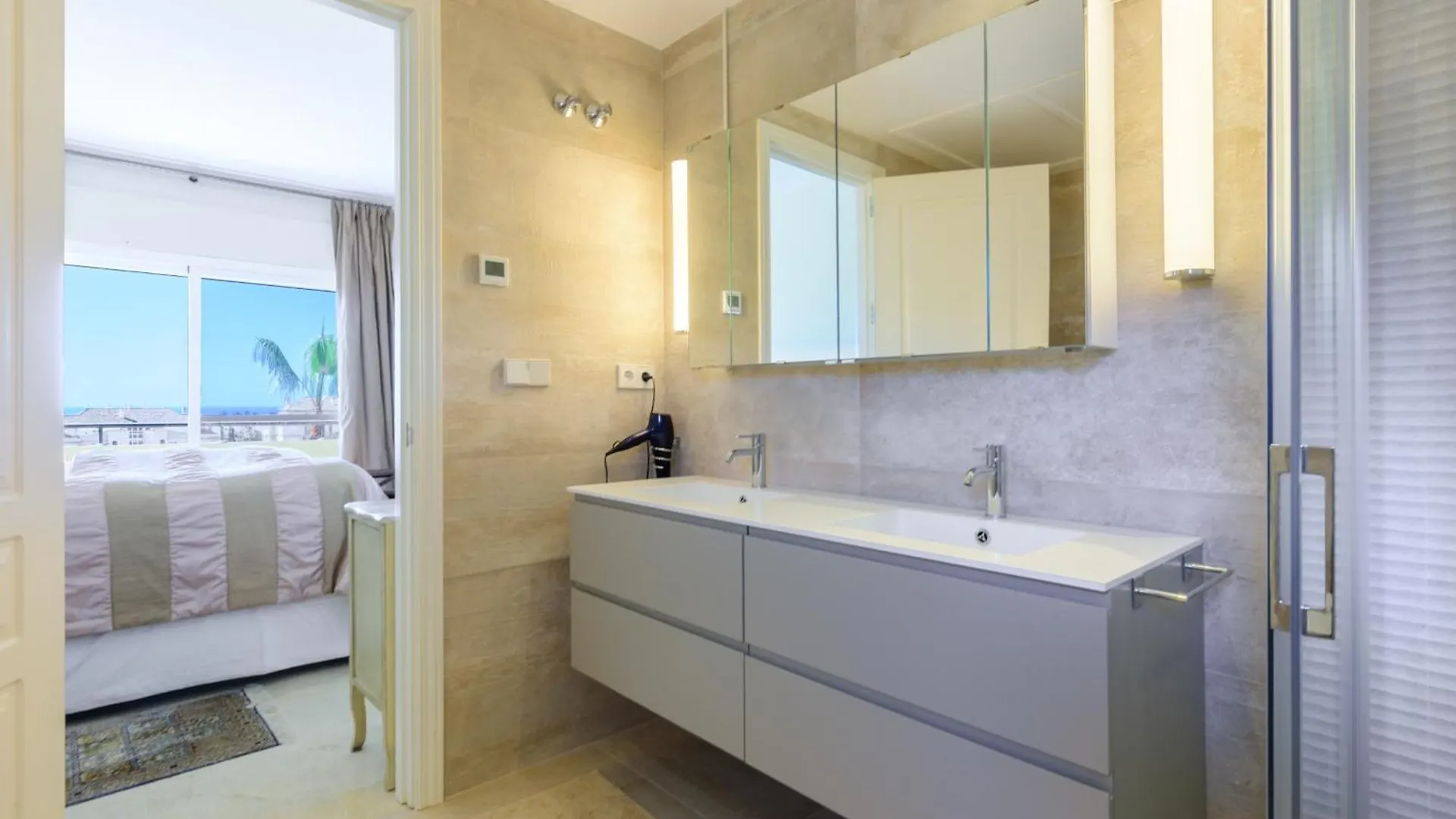 Elviria Hills Penthouse - Idyllic Golf & Sea View Oasis In Marbella Apartment