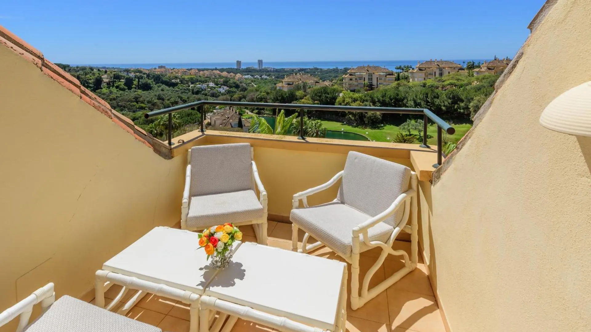 Elviria Hills Penthouse - Idyllic Golf & Sea View Oasis In Marbella Apartment Spain